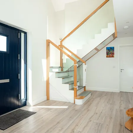 Lakeview House By Trident Homes Holiday home