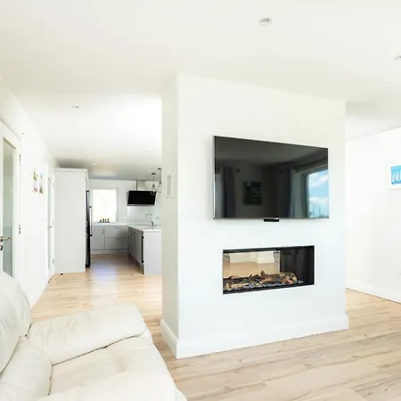 Holiday home Lakeview House By Trident Homes Clonakilty