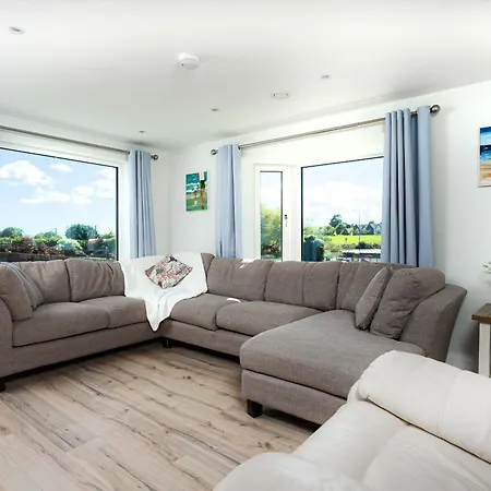 Lakeview House By Trident Homes Holiday home *