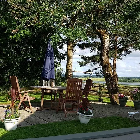 Lakeview House Roscommon